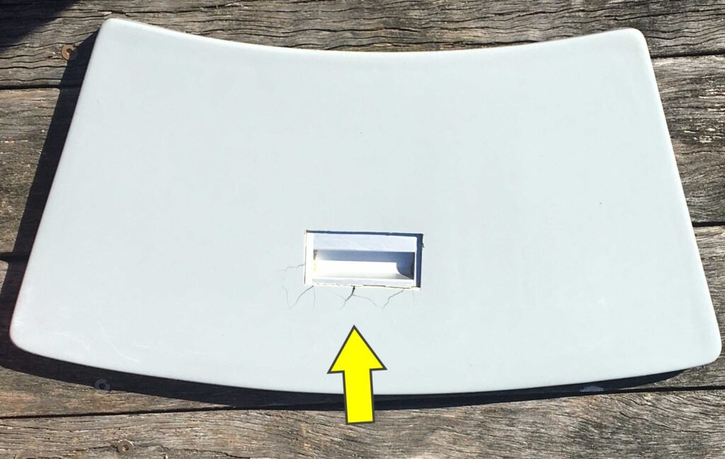 BBQ-Donut-Boat-Cracks